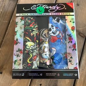 Brand new Ed Hardy 3 Pack Performance Boxer Briefs